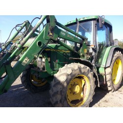 John Deere 6210