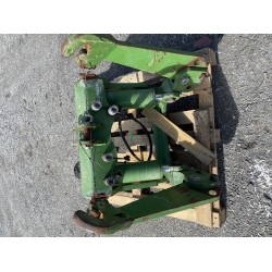 John Deere 6820