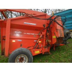 Kuhn 4050 mixtor