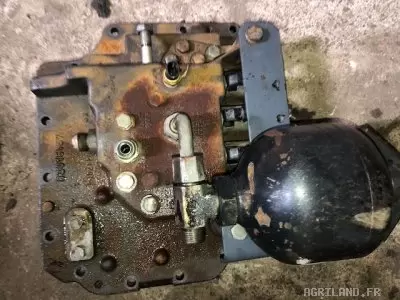 DISTRIBUTEUR DE BOITE DE VITESSE 