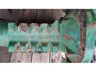 REDUCTEUR ARRIERE D ET G (PLANETAIRE Z26, PORTE SATELLITE, ARBRE DE ROUE, TROMPETTE