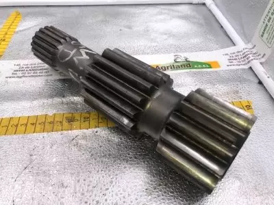 DEMI ARBRE DE COMMANDE DROIT