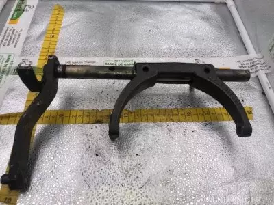 CHAPE DE COMMANDE D'EMBRAYAGE