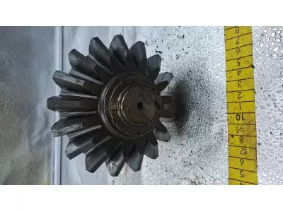 PAIRE D ENGRENAGE CONIQUE DE LA TETE GYRODINE Z17