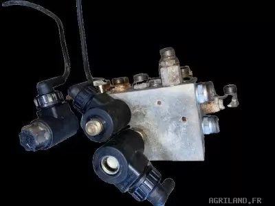 BLOC DE DISTRIBUTION 