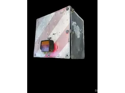 PANNEAU DE SIGNALISATION + FEU ARRIERE GAUCHE 