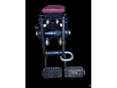 VALVE DE FREIN AVEC PEDALES