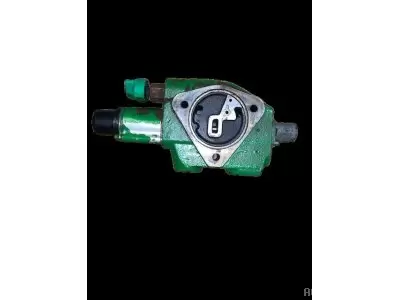 DISTRIBUTEUR AUXILIAIRE 