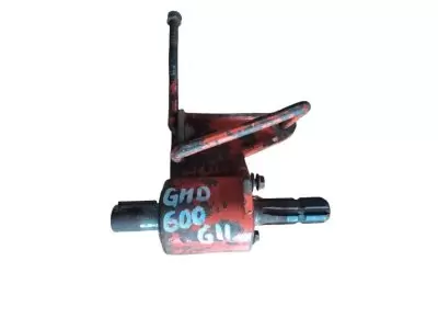 PALIER MENANT AVEC ARBRE ET BRIDE