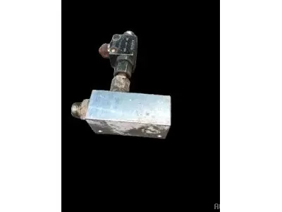 BLOC DE DISTRIBUTION AVEC ROBINET