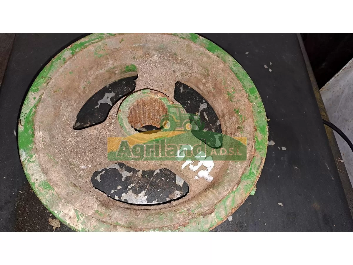 POULIE MENEE JOHN DEERE 1365 L226 LP : 1739