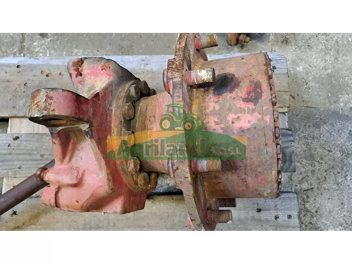 REDUCTEUR COMPLET DROIT AVEC CARDAN IH 1046 LP : 724