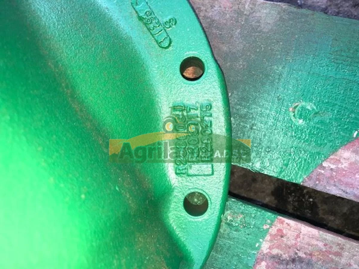 TROMPETTE VIDE ARRIERE  DROITE ET GAUCHE  LP : 1854