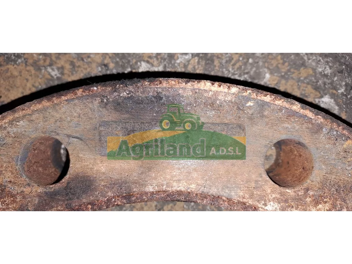 BRIDE DE FIXATION JANTE ARRIERE LP : 1854