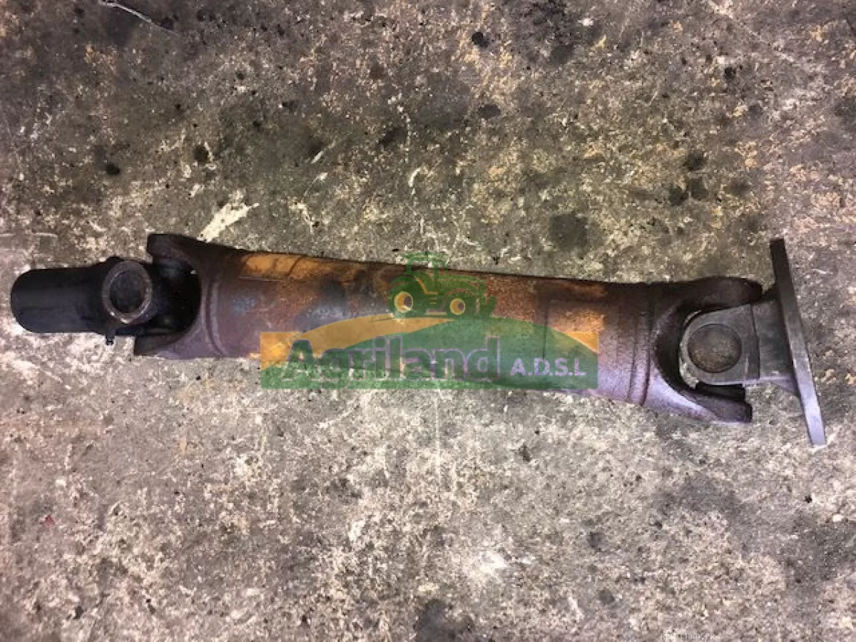 ARBRE D'ENTRAINEMENT DU PONT AVANT  LP : 1860