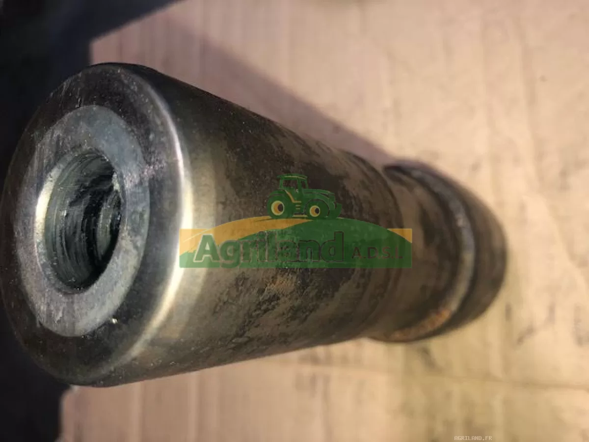 AXE DE CHASSIS LATERAL  LP : 1860