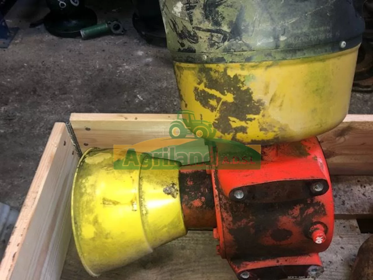 BOITIER RENVOI D 'ANGLE  LP : 877