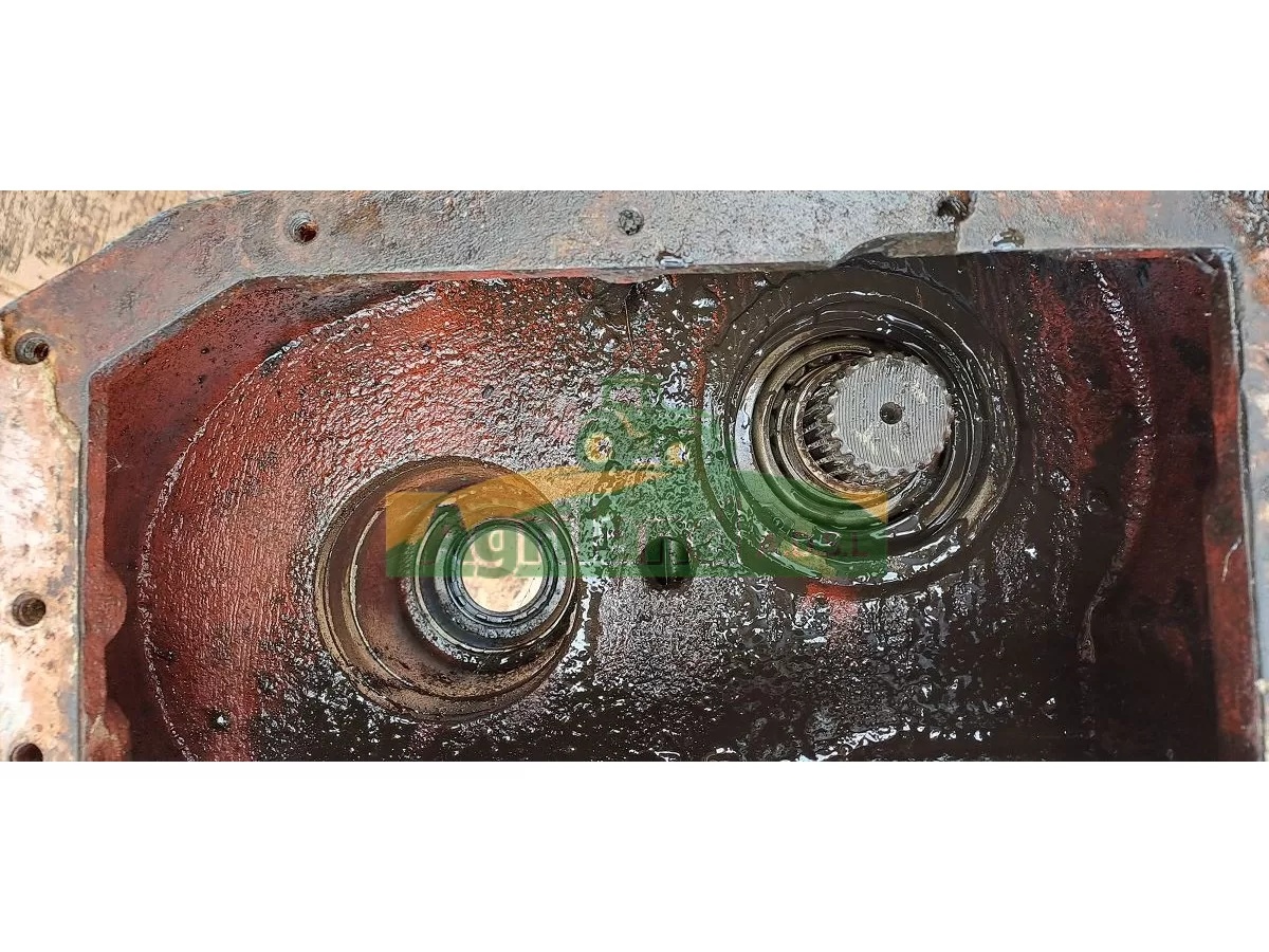 BOITIER RABEWERK (CARCASSE, ARBRE INF, COUPLE CONIQUE Z15/Z34) LP : 623