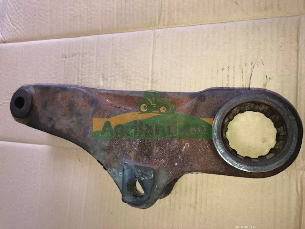 BRAS DE RELEVAGE ARRIERE DROIT  LP : 1230