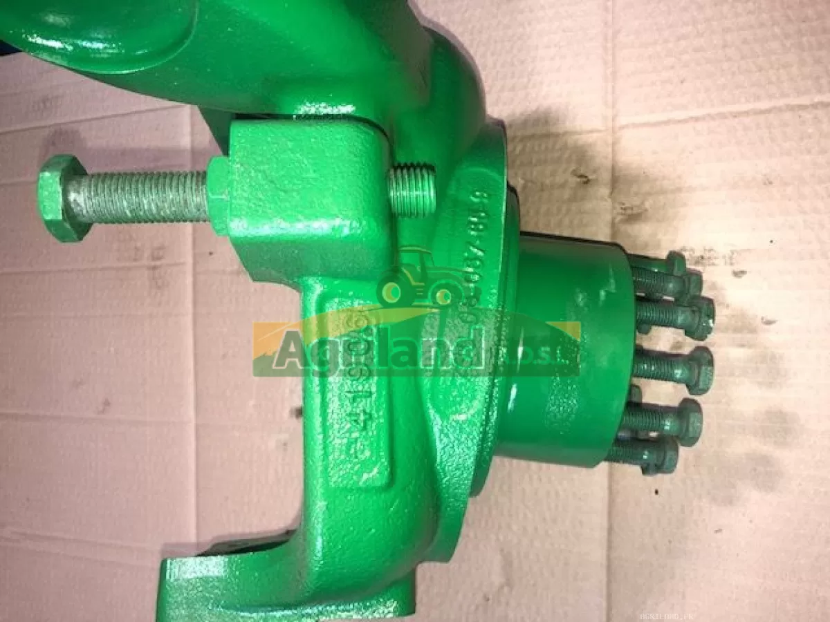 CARTER PIVOT DROIT ( SANS FREIN DE PONT AVANT)  LP : 1747