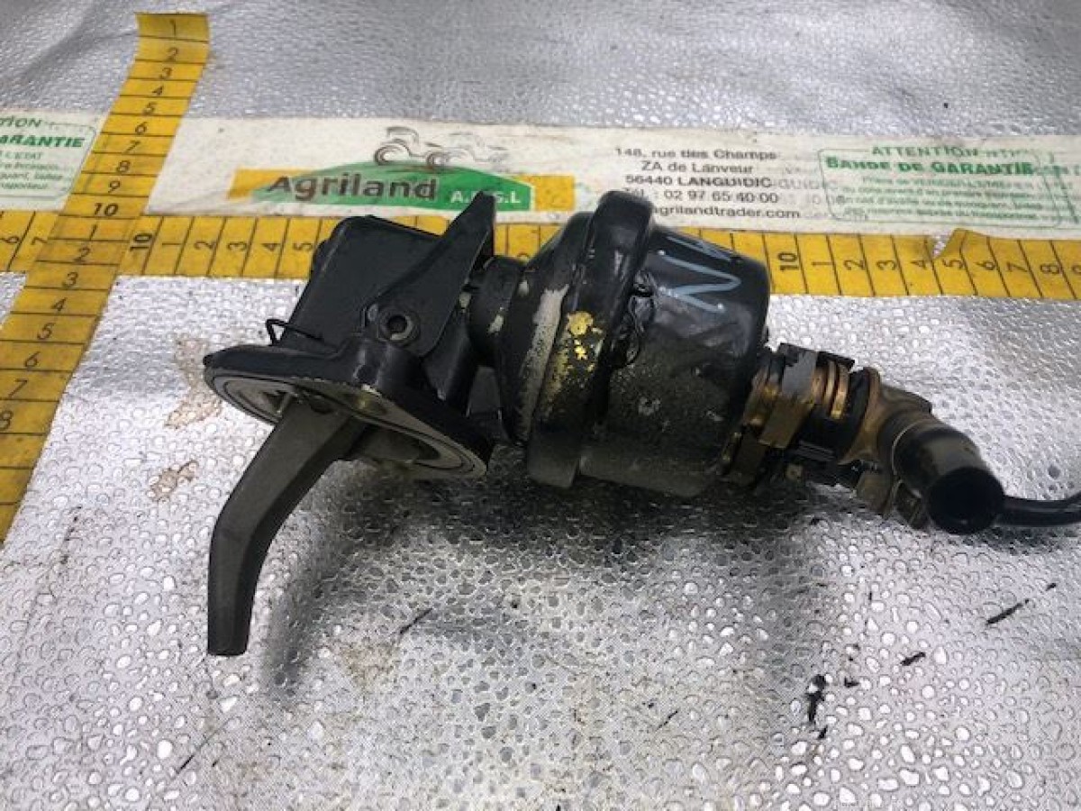 POMPE À CARBURANT 
