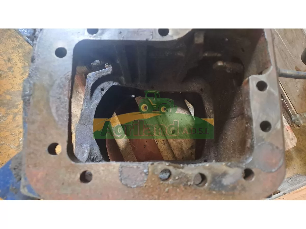 CARTER DE BOITE DE VITESSE