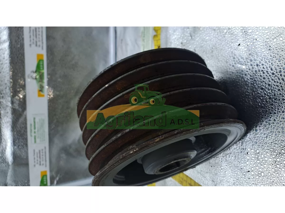 POULIE MENEE (MOYEU CLAVETTE) DIAM EXT 193  5 GORGES