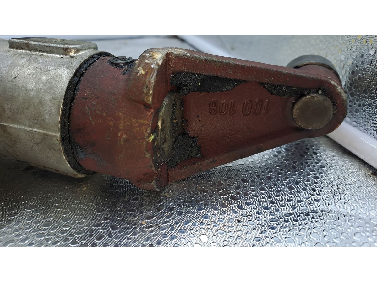 PALIER DE BRAS AVEC AVANT BRAS, BIELLETTE ET GALET DE CAME