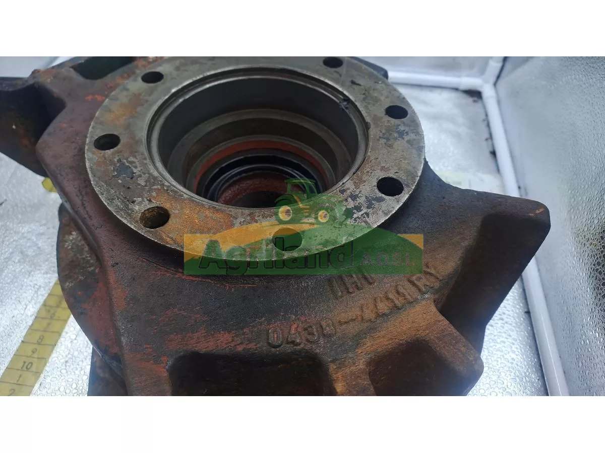 CARTER DE FREIN GAUCHE 