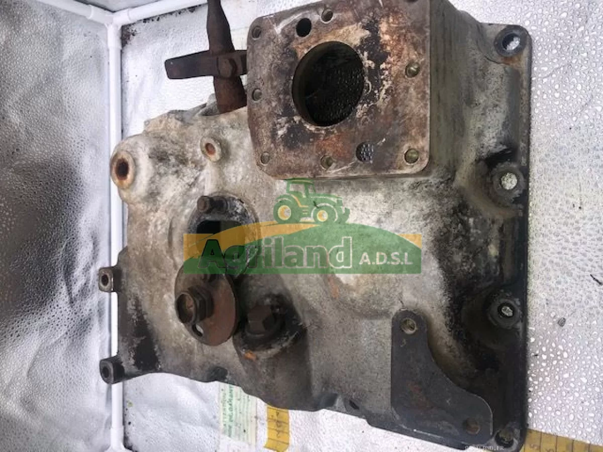 COUVERCLE DE COMMANDE DE TRANSMISSION 