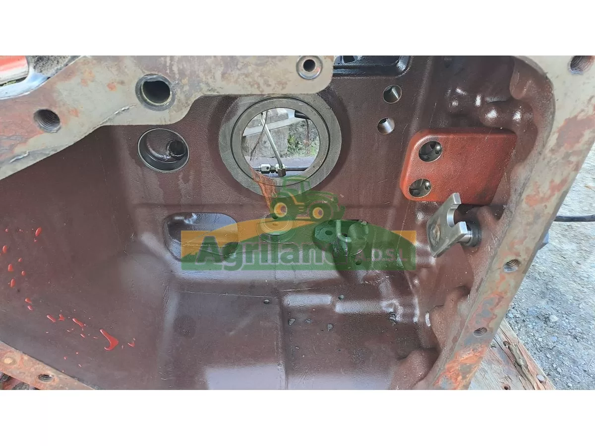 CARTER DE DIFFERENTIEL ARRIERE VIDE