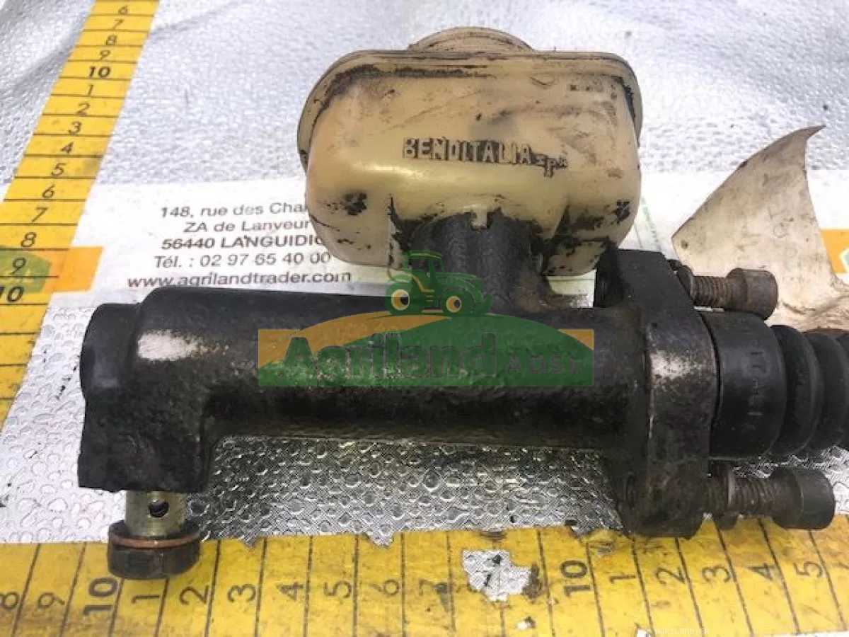 MAITRE CYLINDRE D'EMBRAYAGE 33MM STROKE