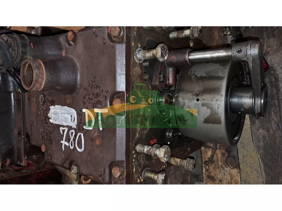 BOITE DE VITESSE COMPLETE AVEC CLOCHE D EMBRAYAGE