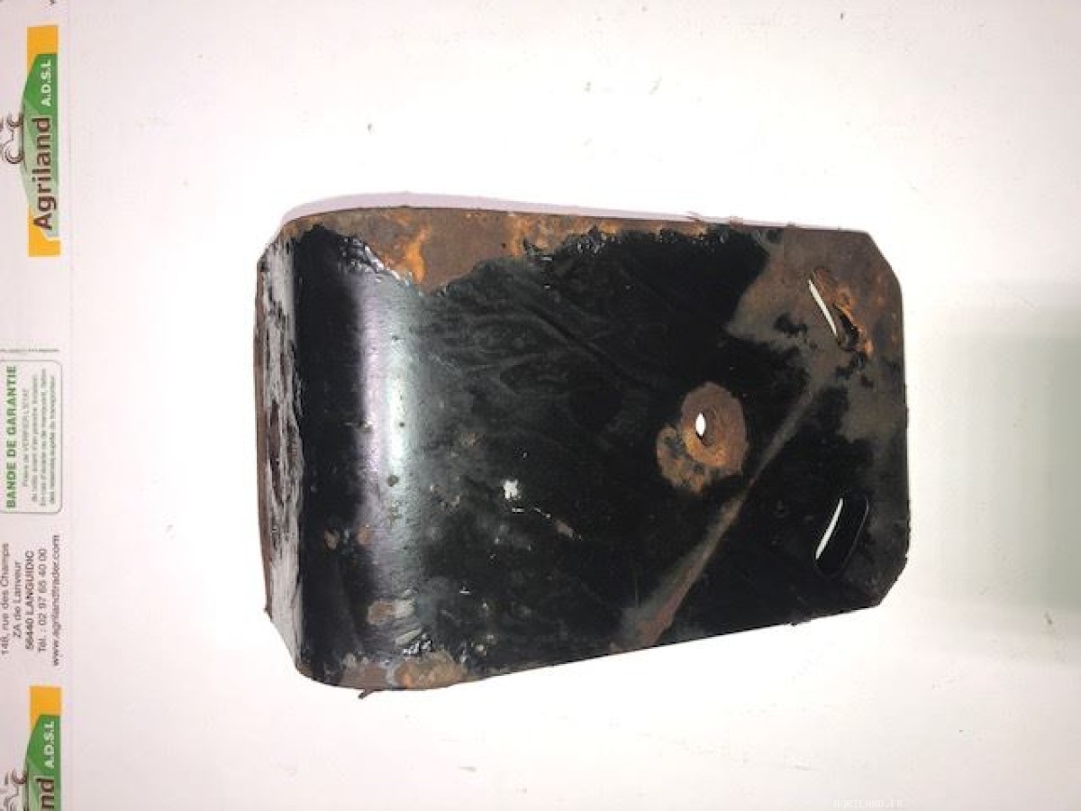 SUPPORT D'AILE AVANT