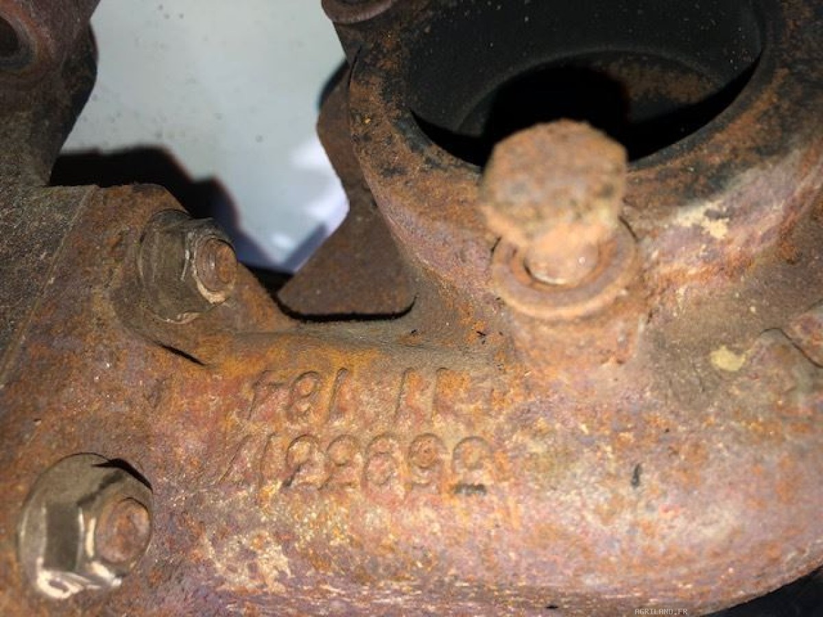 COLLECTEUR D'ECHAPPEMENT AVEC TURBO 