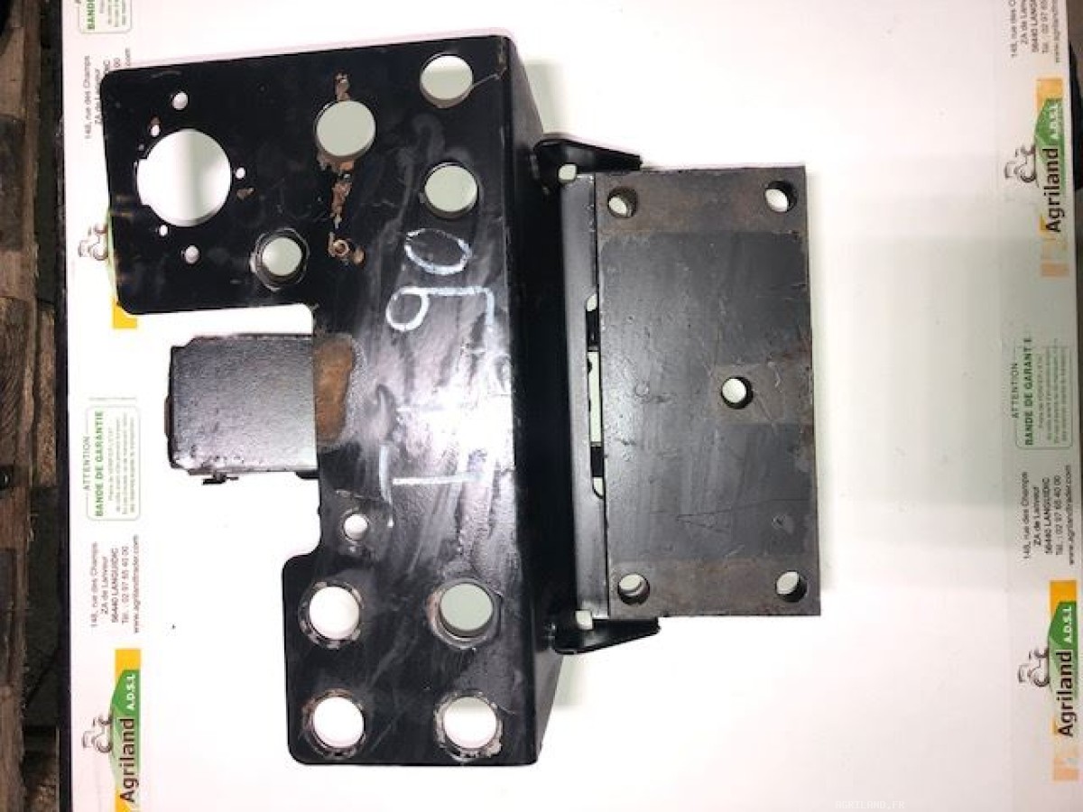 SUPPORT DE BRAS DE RELEVAGE ARRIERE