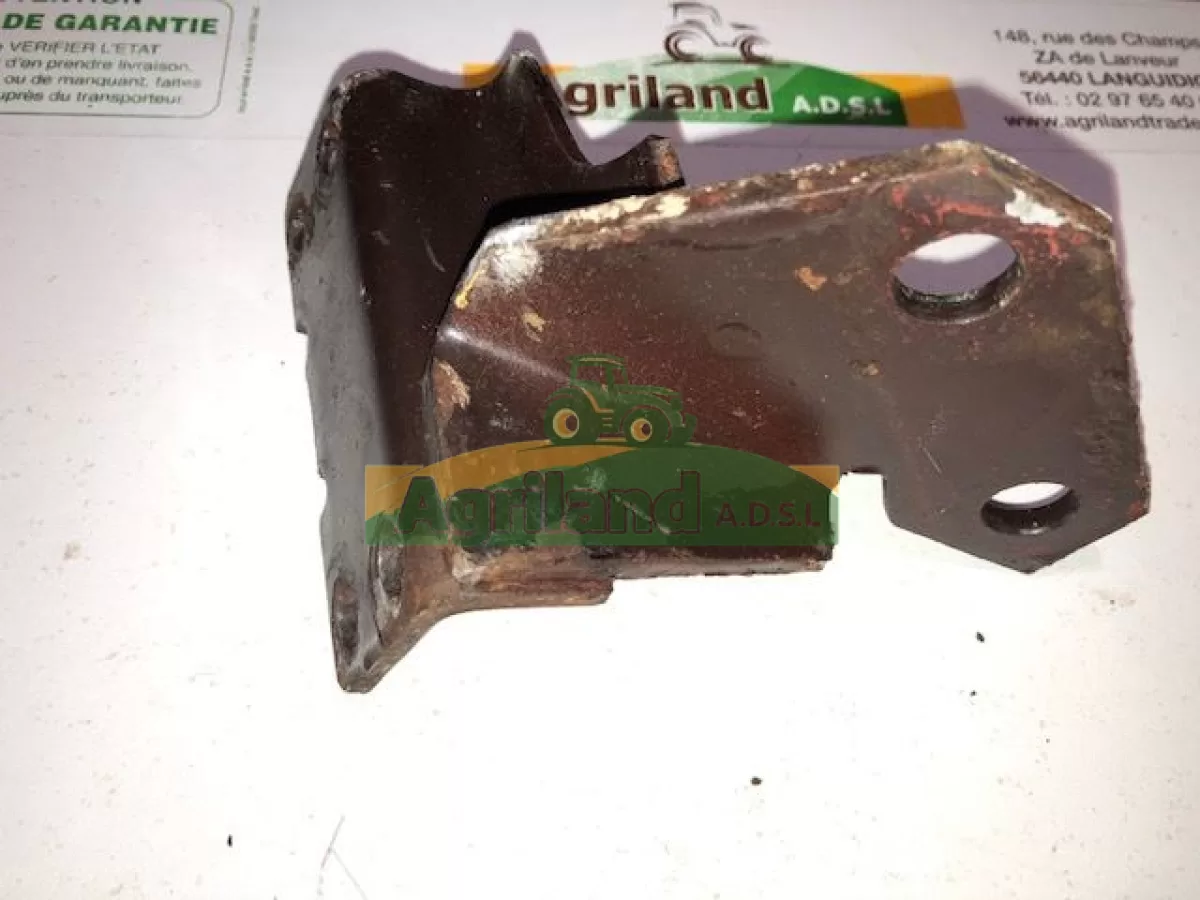 SUPPORT DE COMMANDE DE RELEVAGE 