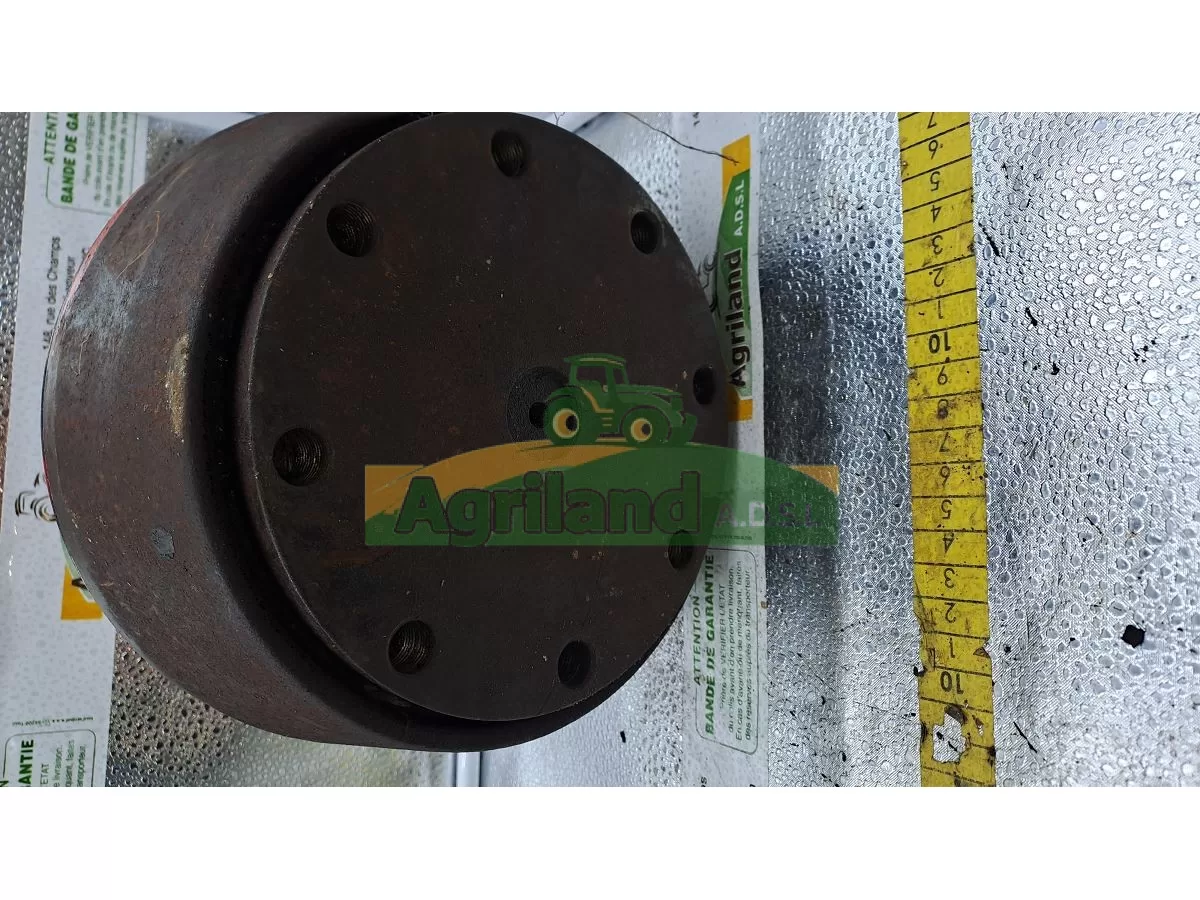 PALIER DROIT COMPLET (FUSEE, MOYEU, ECROU M50X1,5 GA, COUVERCLE )