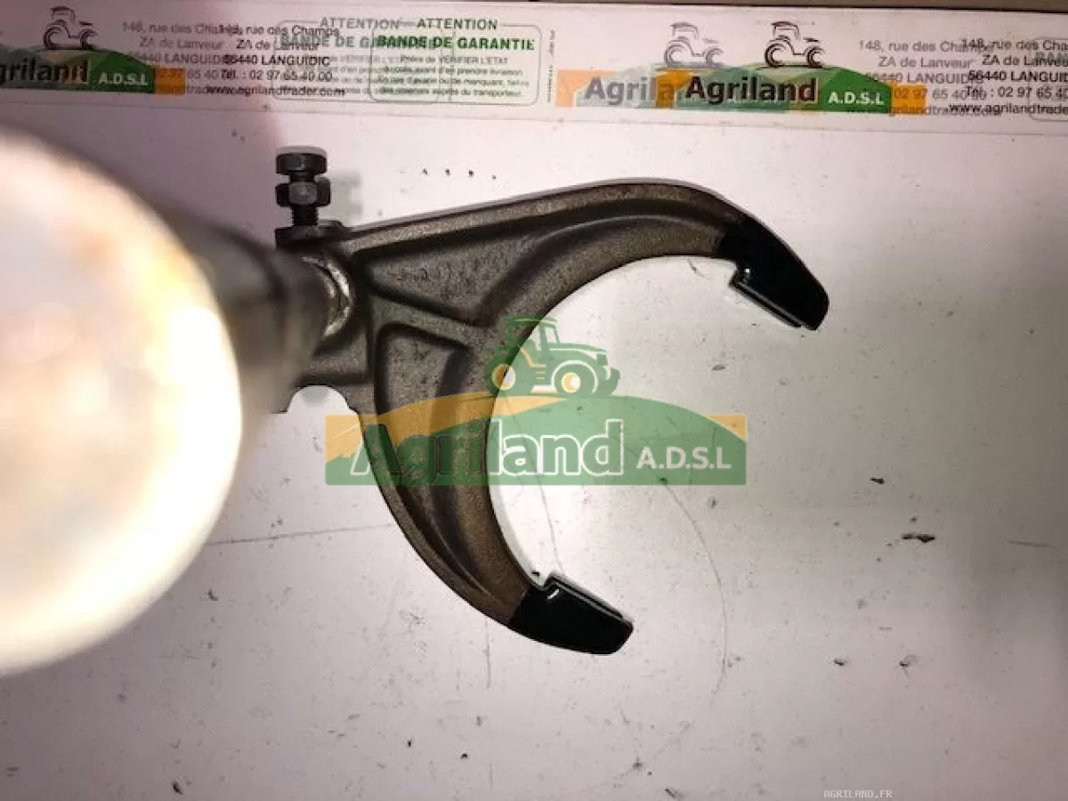 FOURCHETTE DE COMMANDE 