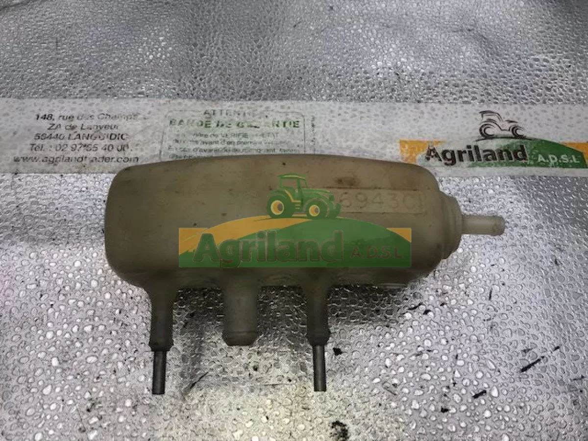 RESERVOIR DU LIQUIDE DE FREIN  158 MM L X 73 MM H X 55 MM L 