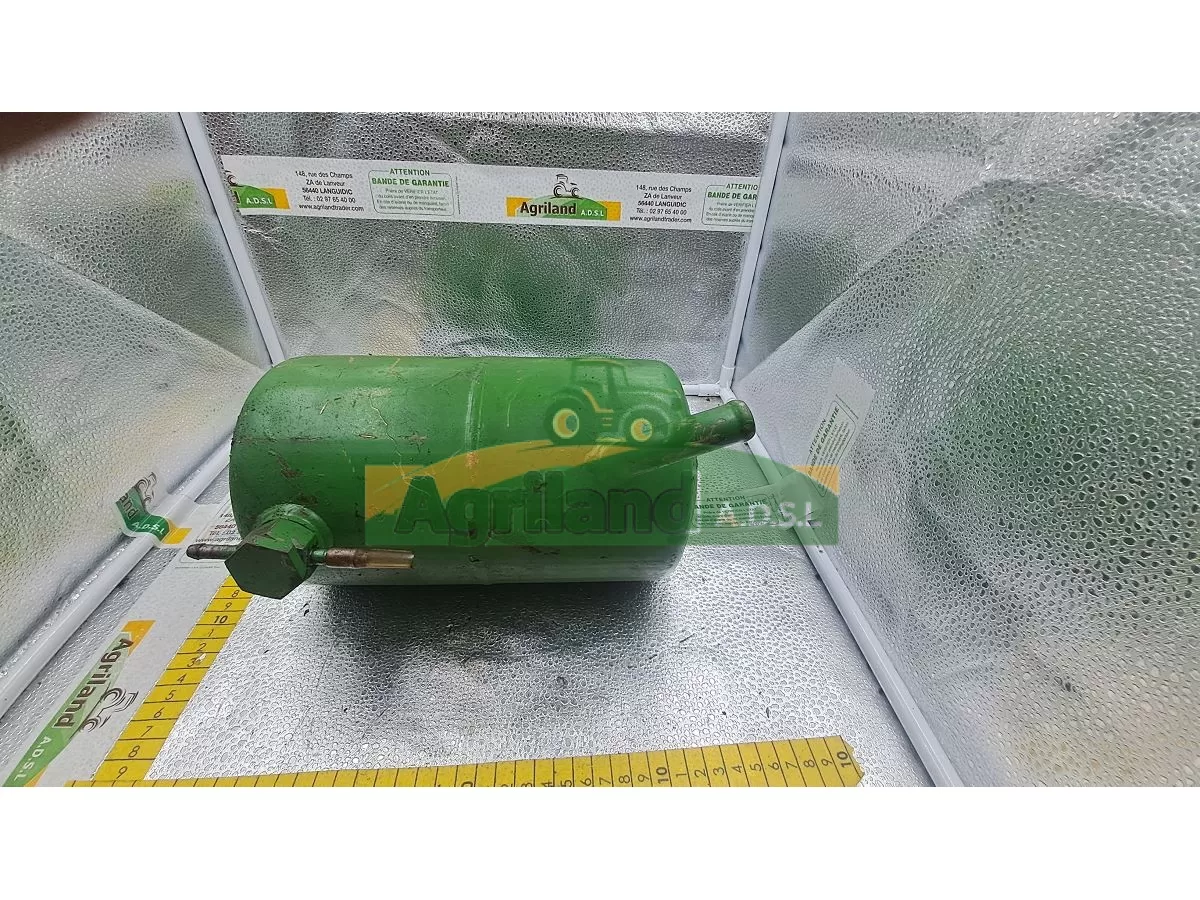 RESERVE D HUILE HYDRAULIQUE ET BOUCHON