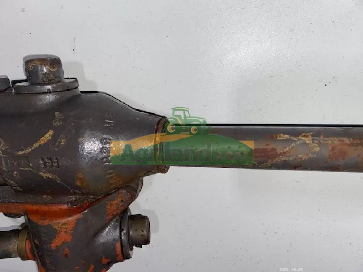 BOITIER DE MANIVELLE AVEC CHANDELLE 