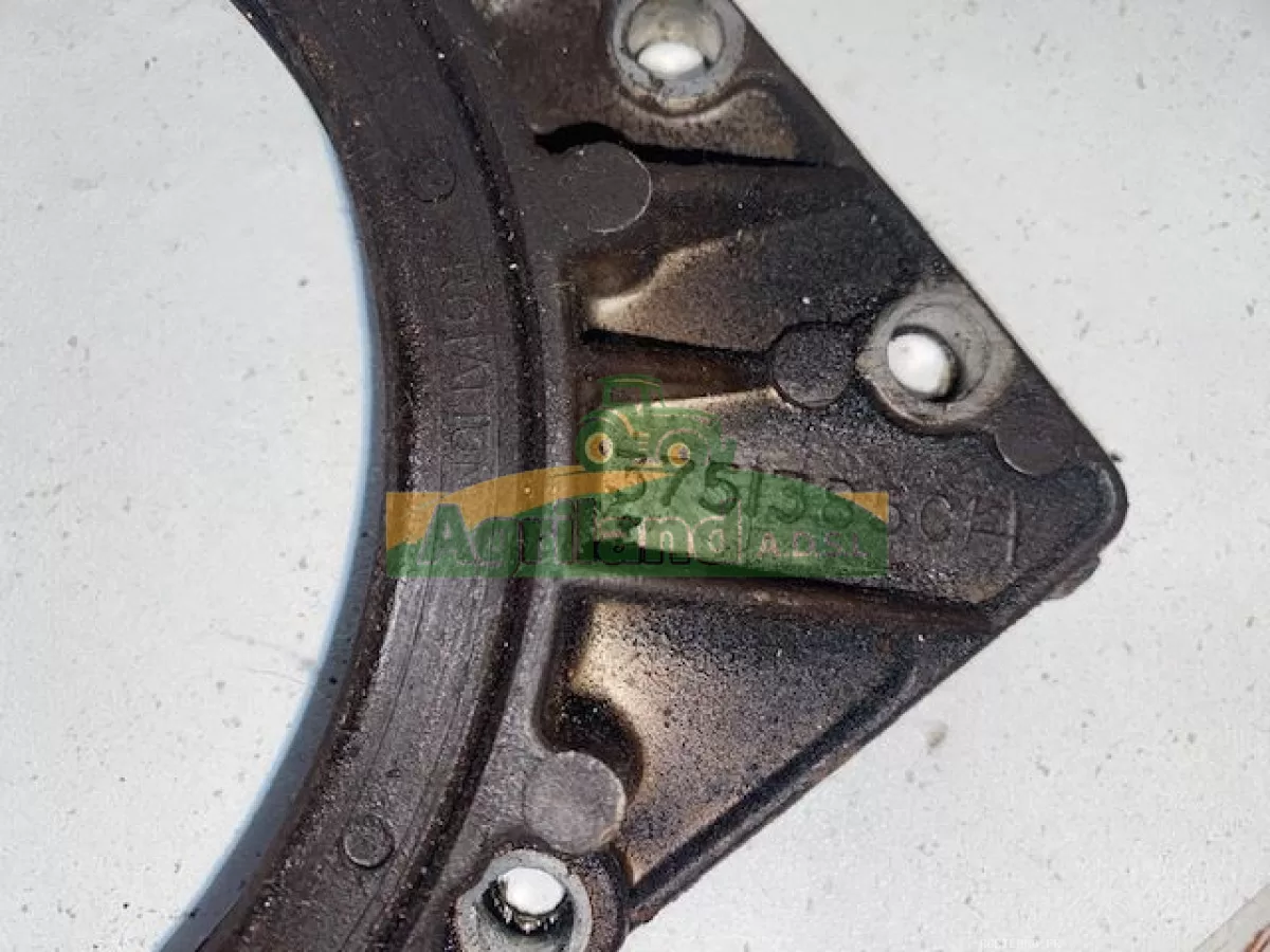 ENTRETOISE DE VOLANT MOTEUR 