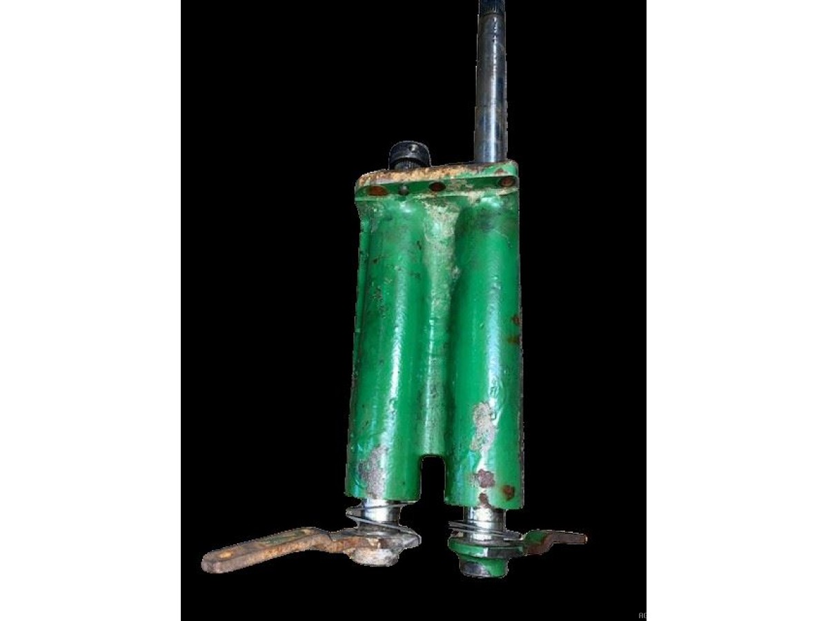 CARTER D'ARBRE DE LEVIER DE VITESSE