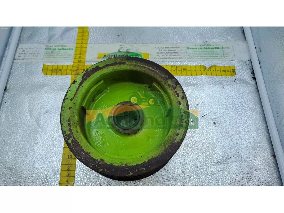 POULIE MENEE (MOYEU CLAVETTE) DIAM EXT 190  4 GORGES