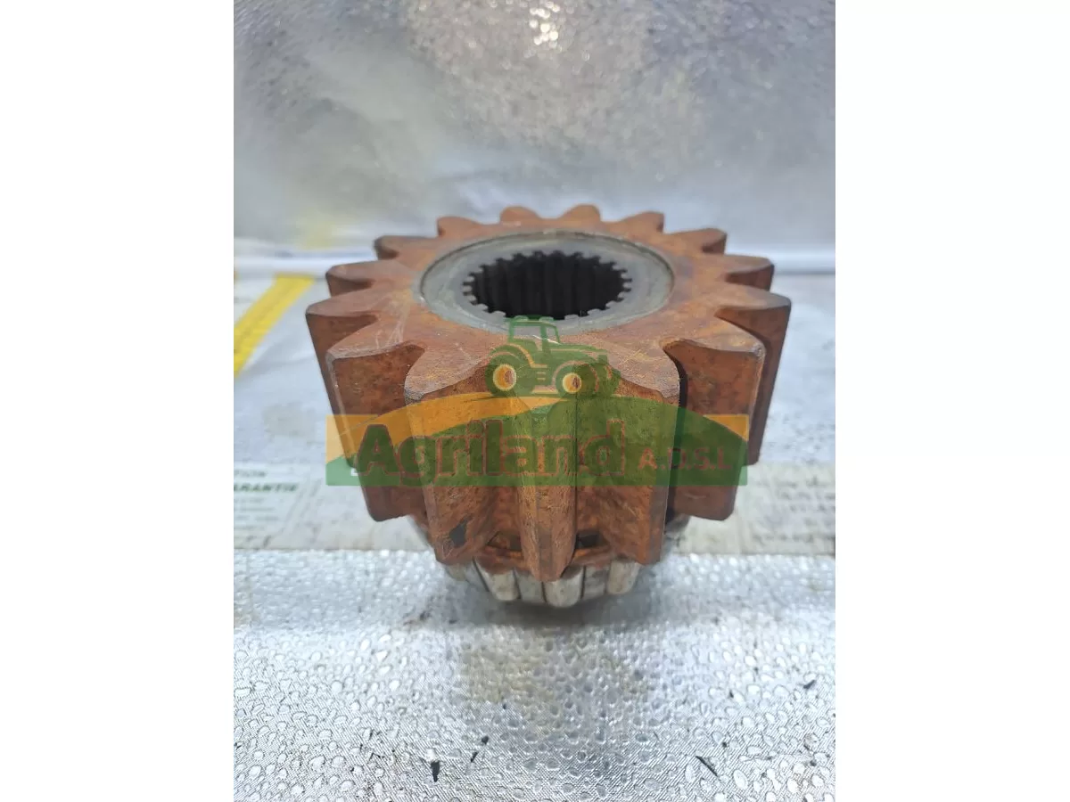PIGNON SUPERIEUR LATERAL Z15