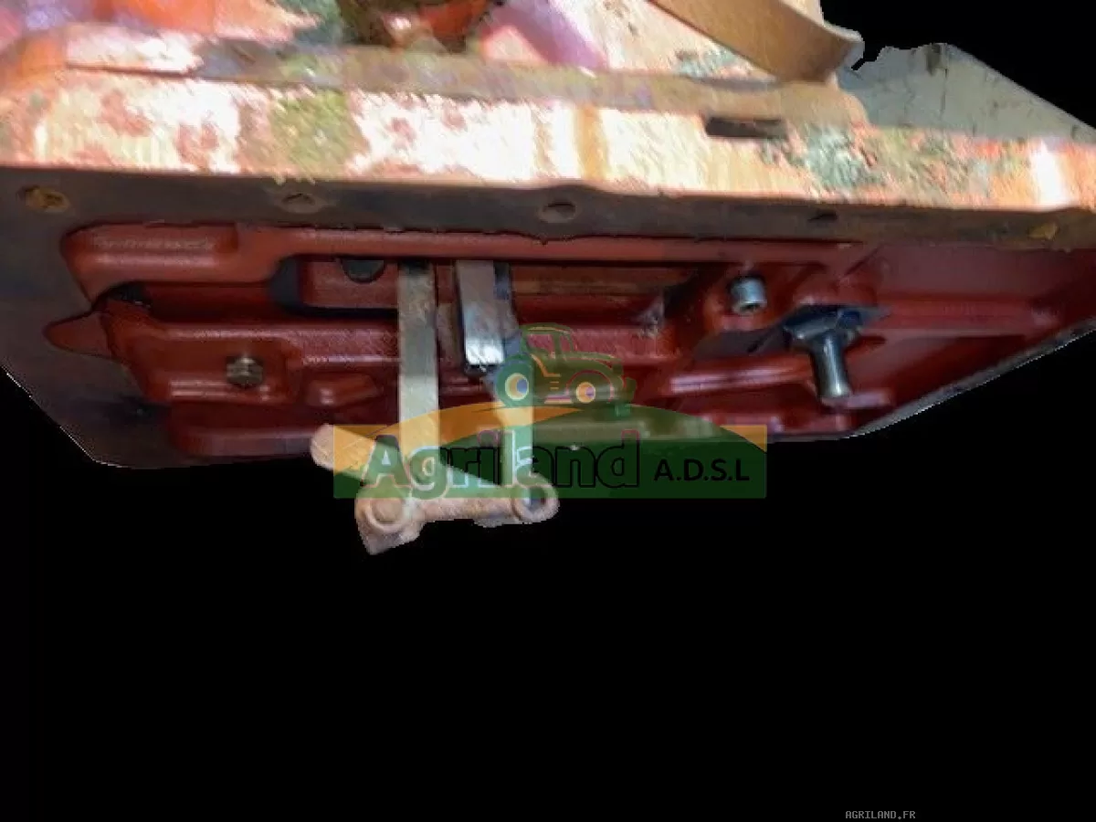 BLOC DE RELEVAGE ARRIERE