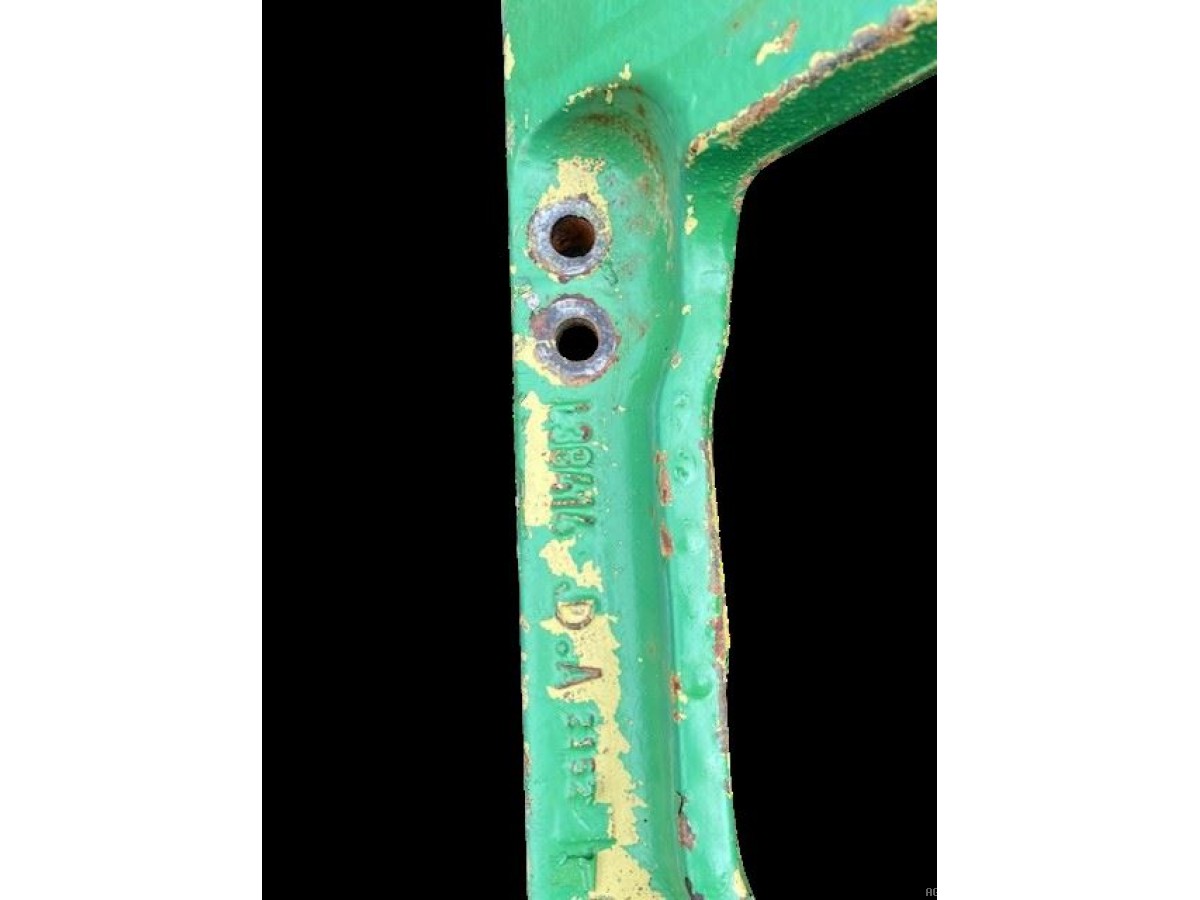 SUPPORT DE PONT AVANT 