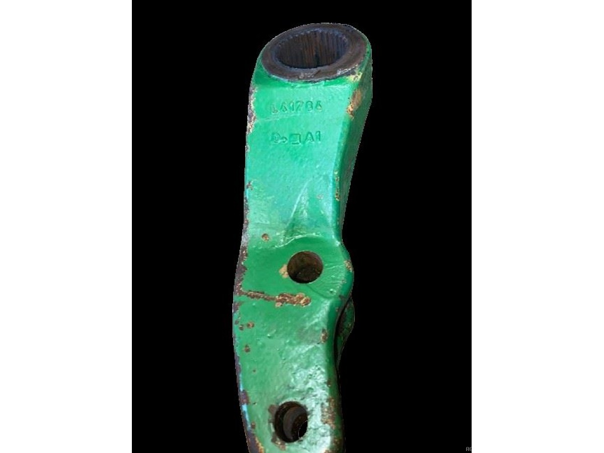 BRAS SUPERIEUR DE RELEVAGE GAUCHE 