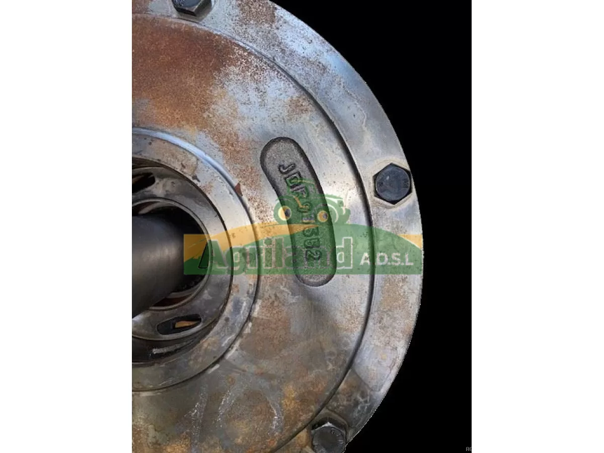 EMBRAYAGE DE MARCHE AVANT 